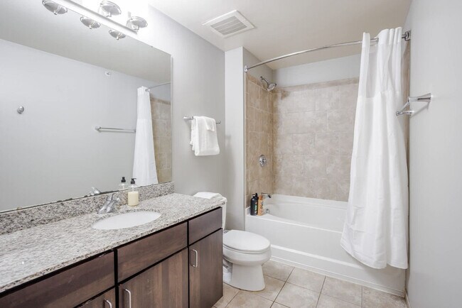 Building Photo - 121 E Freedom Way