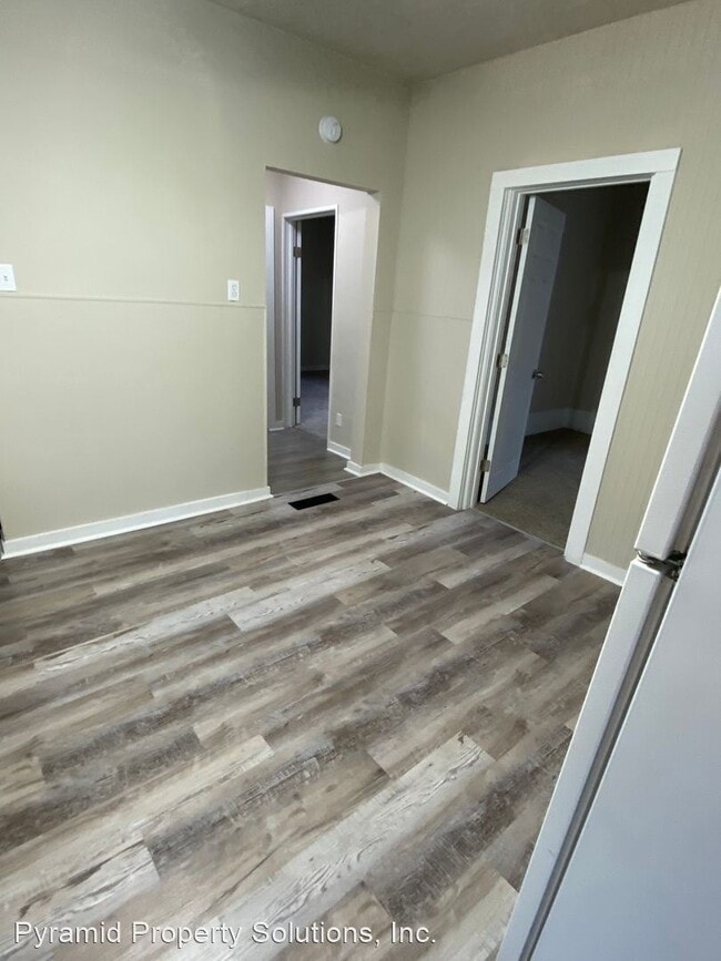 Building Photo - 3 br, 1.5 bath House - 109 S Attica Rd