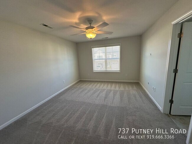 Building Photo - 737 Putney Hl Rd