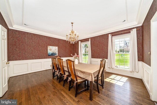 Building Photo - 12929 Esworthy Rd