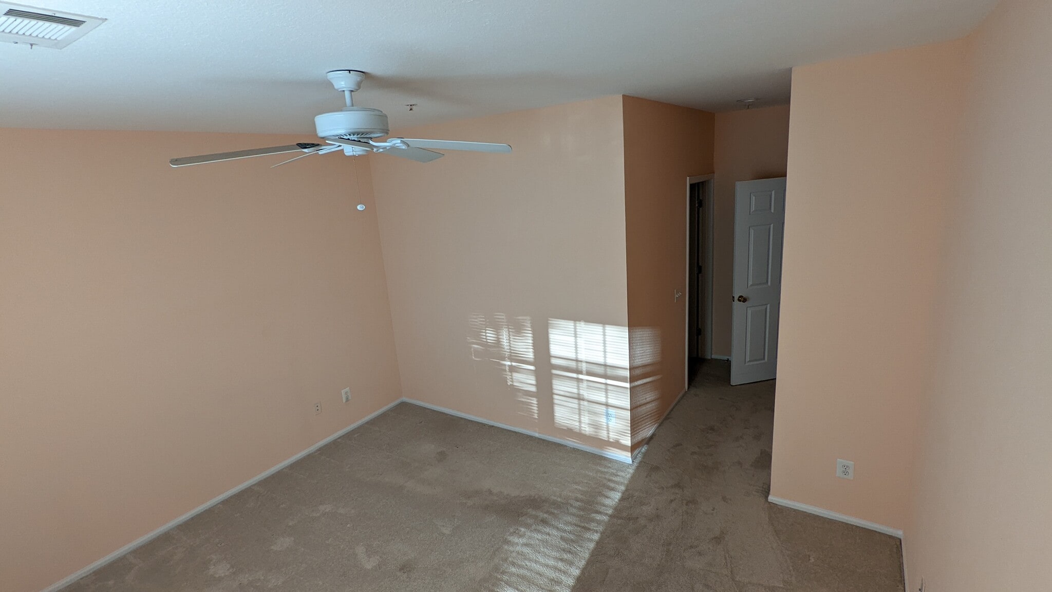 Building Photo - 1570 Spring Gate Dr