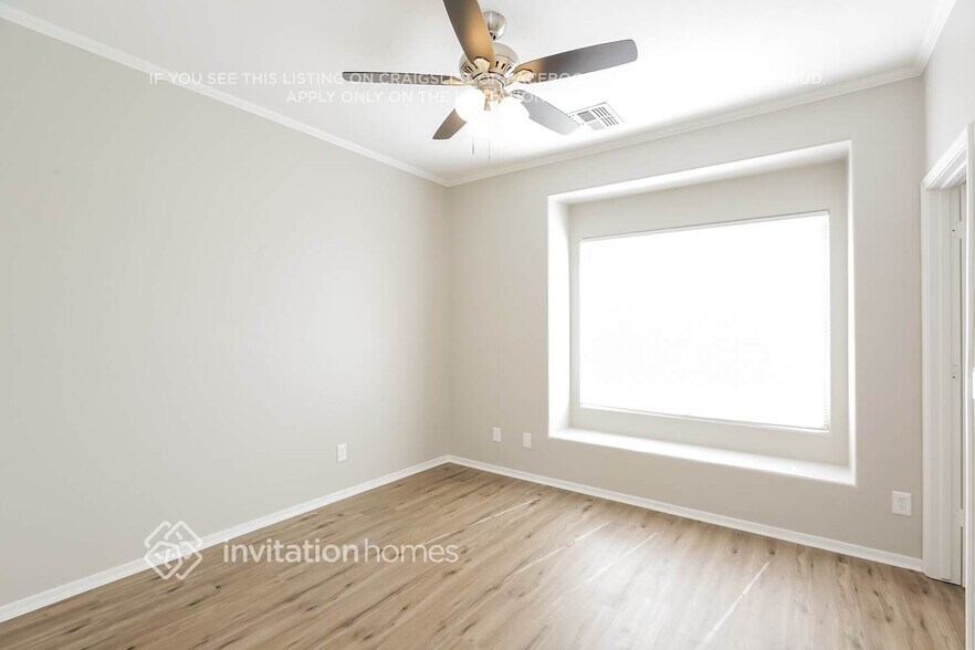 Building Photo - 2920 W Keim Dr