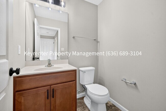 Building Photo - 2823 Winding Valley Dr