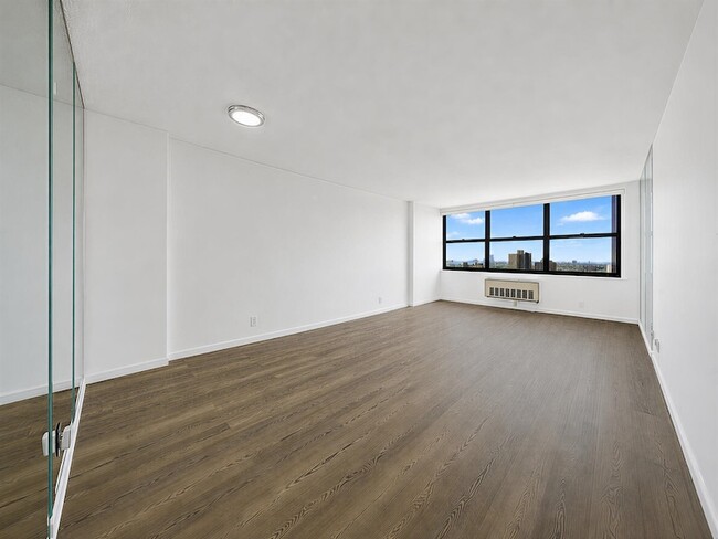 Building Photo - 7000 JFK Blvd E