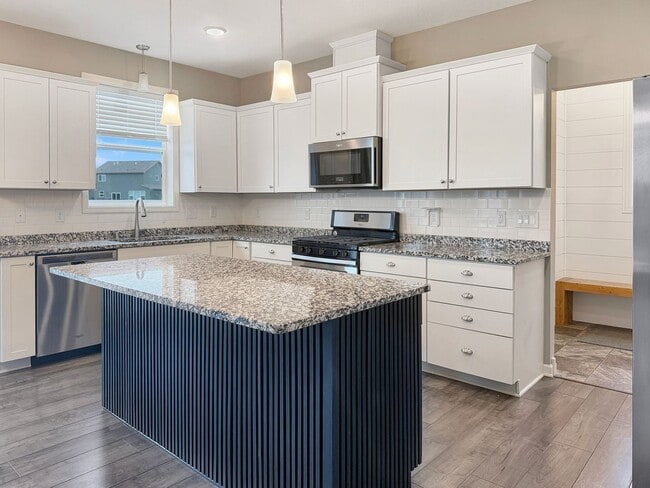 Building Photo - 5526 Wisconsin Ave N