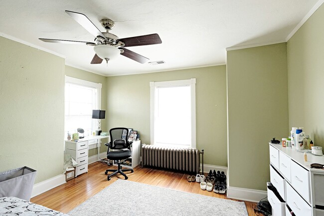 Building Photo - Downtown Home with Classic Charm & Modern Updates