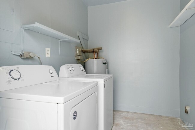 Building Photo - 2109 Langley Ave