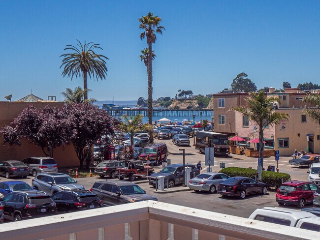 Building Photo - 190 El Camino Medio