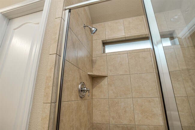 Building Photo - 20222 Rainflower Bay Ln