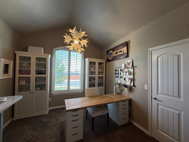 Building Photo - Immaculate 4 Bed 3 Bath Ranch Style Home With Amazing Views & 3 Car Garage in Peyton!!!
