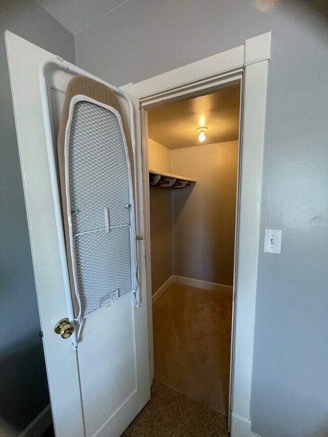 Building Photo - The Baxter - Residential