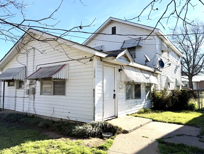 Building Photo - 1010 Wolverton St