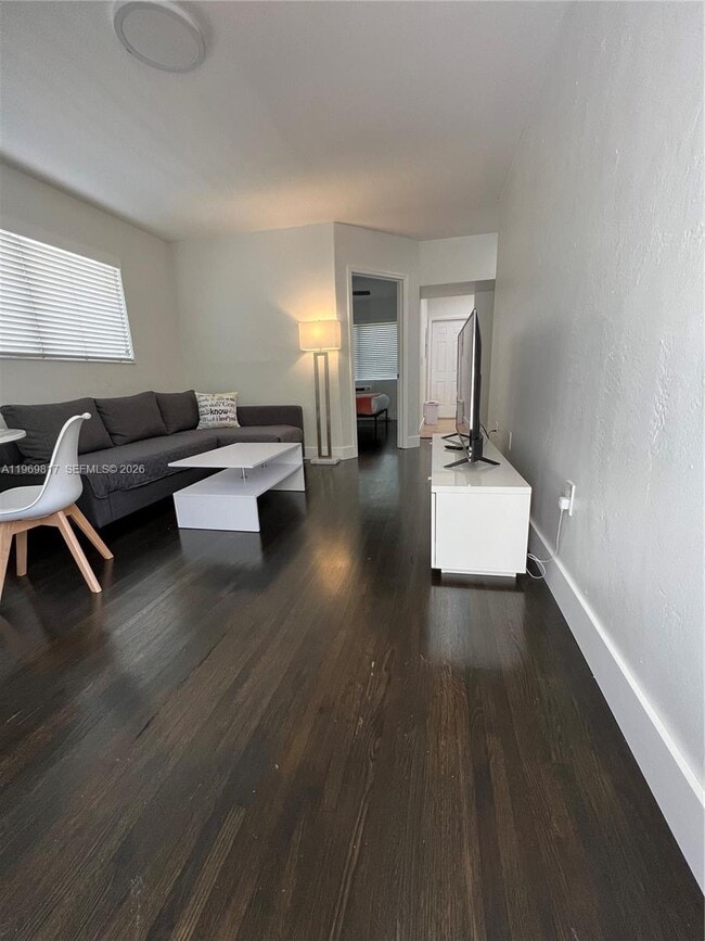 Building Photo - 620 Jefferson Ave