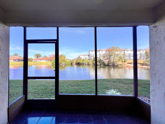 Building Photo - Charming 2-Bedroom, 2-Bathroom Townhome in Winterset