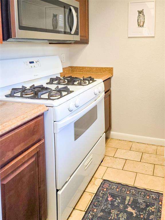 Building Photo - 1725 Toomey Rd