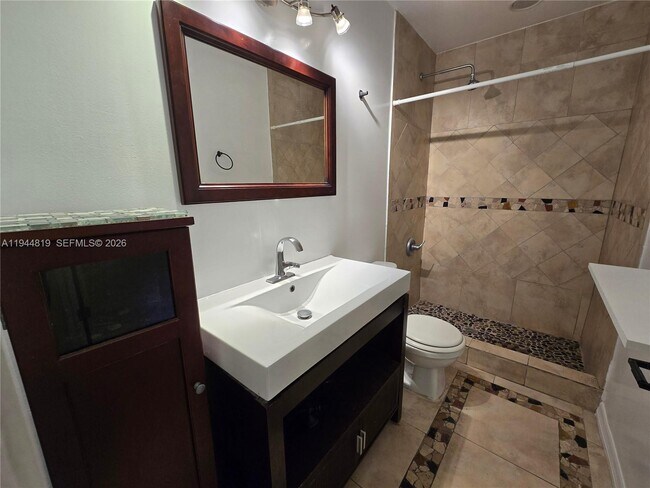 Building Photo - 2957 SW 36th Ct