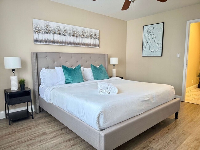 Building Photo - 215 Piedmont Ave NE