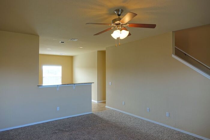 Building Photo - 7305 Prairie Twyne Dr