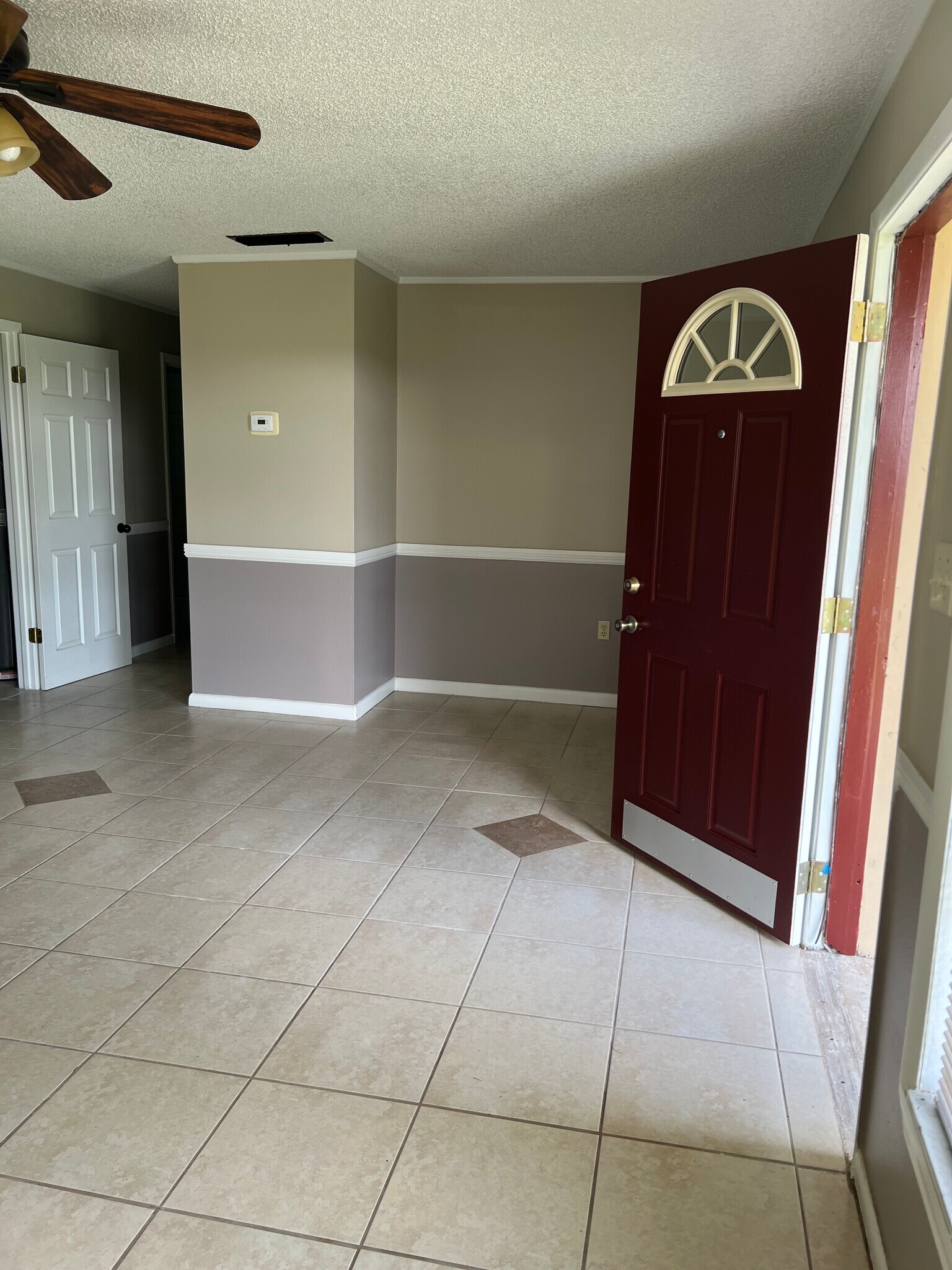 Building Photo - 442 Georgia Ave