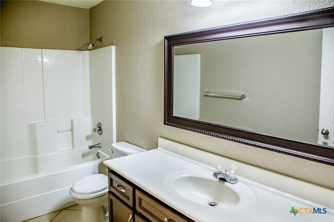 Building Photo - 2908 Tarrant County Dr