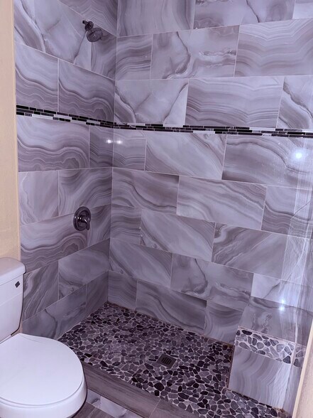 2nd Bathroom - 1026 N Arcola St