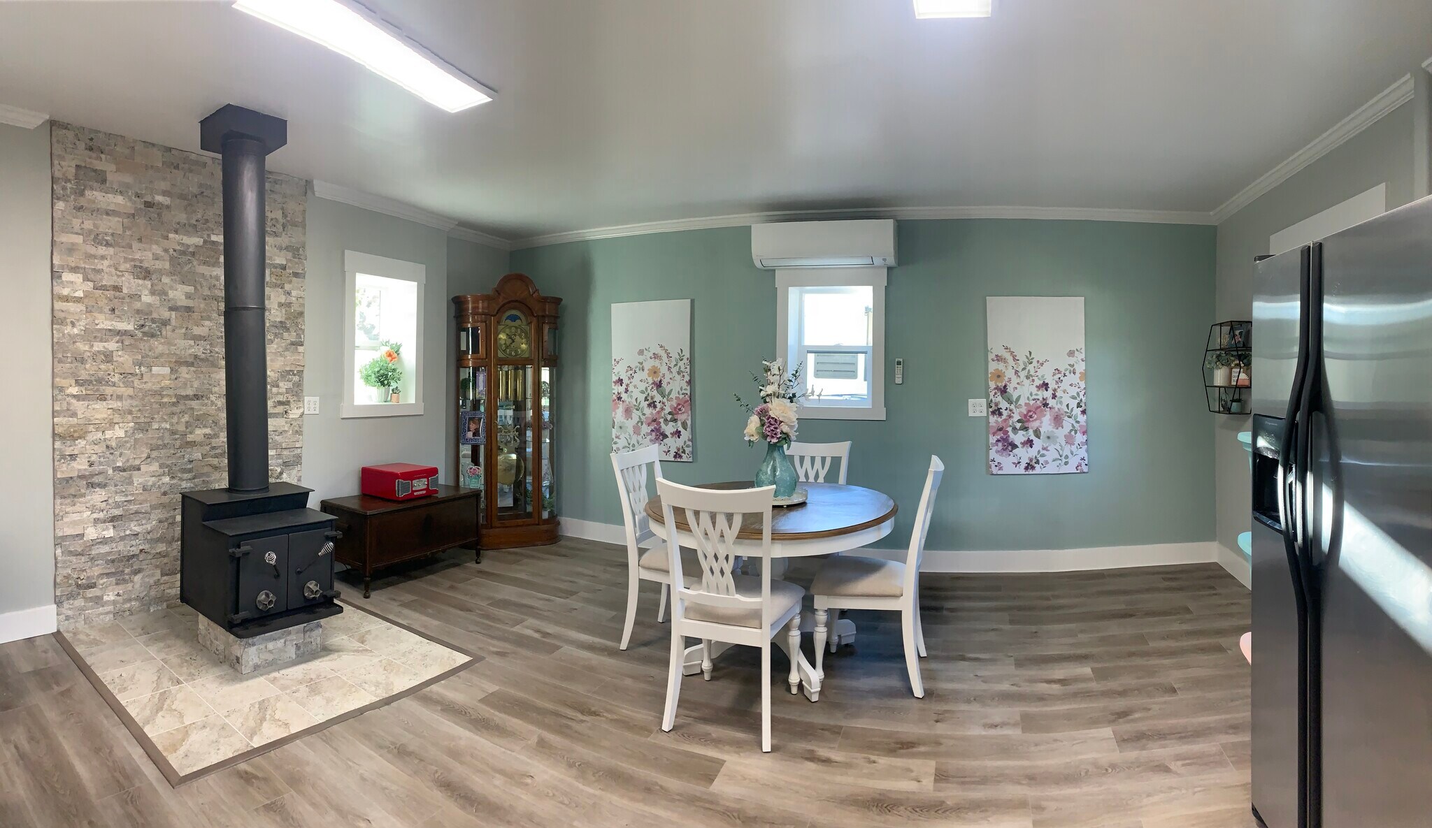 Building Photo - 8897 Williams Hwy