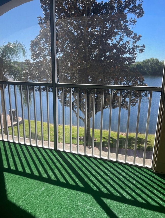 Building Photo - 1969 Summer Club Dr