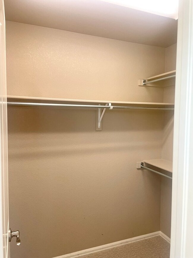 Building Photo - 24708 E Layton Pl