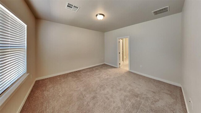 Building Photo - 11659 Split Oak Cir