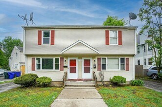 Building Photo - 48-50 Rifle St