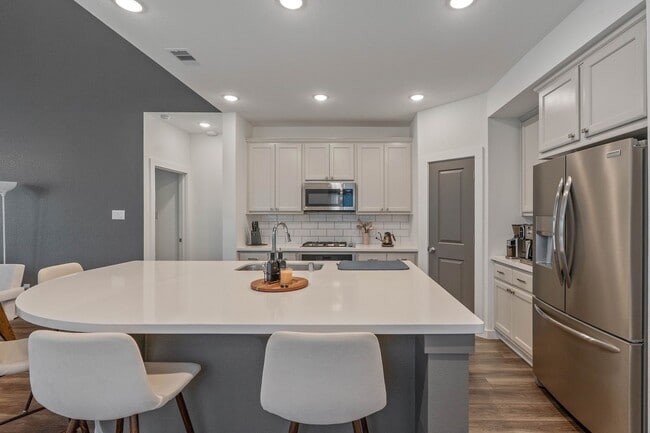 Building Photo - 509 Timber Voyage Ct