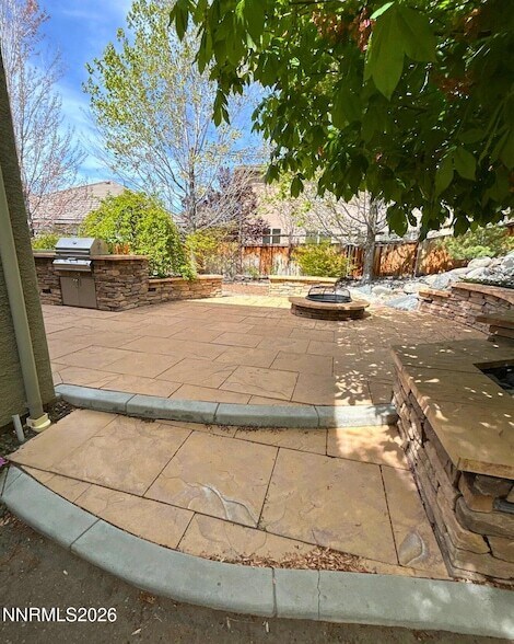 Building Photo - 7263 Foxwood Ln