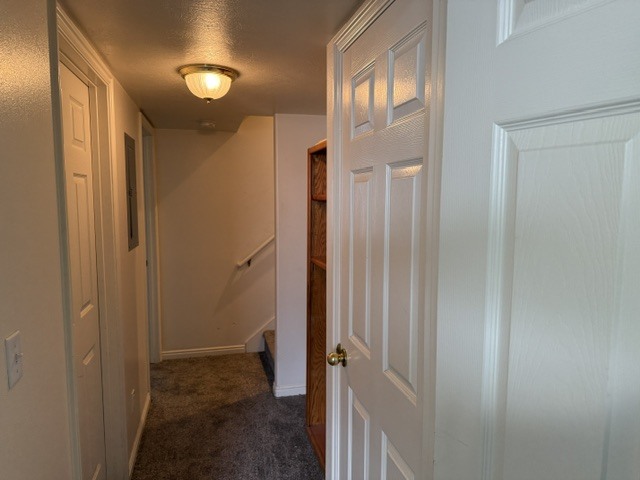 Building Photo - 221 W 2230 N