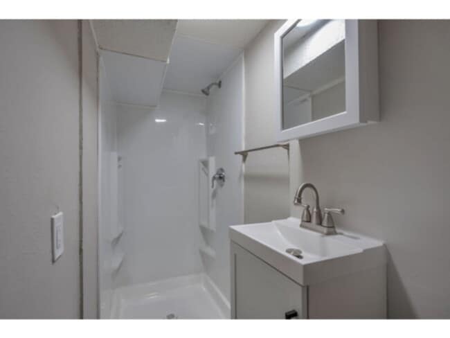 Building Photo - 792 S Patton Ct