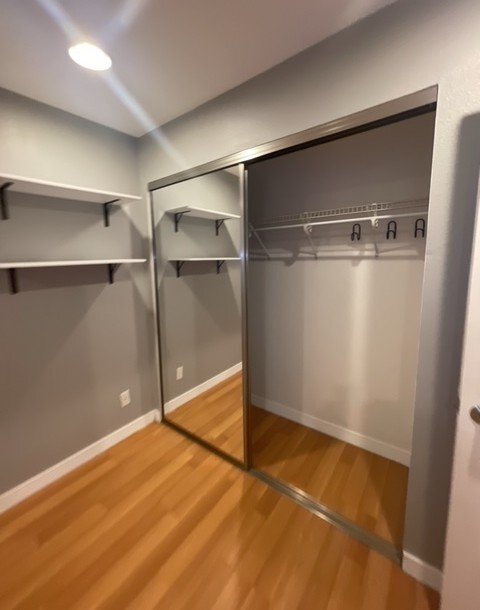 Building Photo - 1850 E Maryland Ave