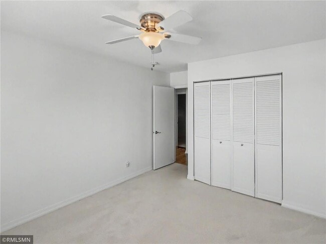 Building Photo - 2727 W 43rd St