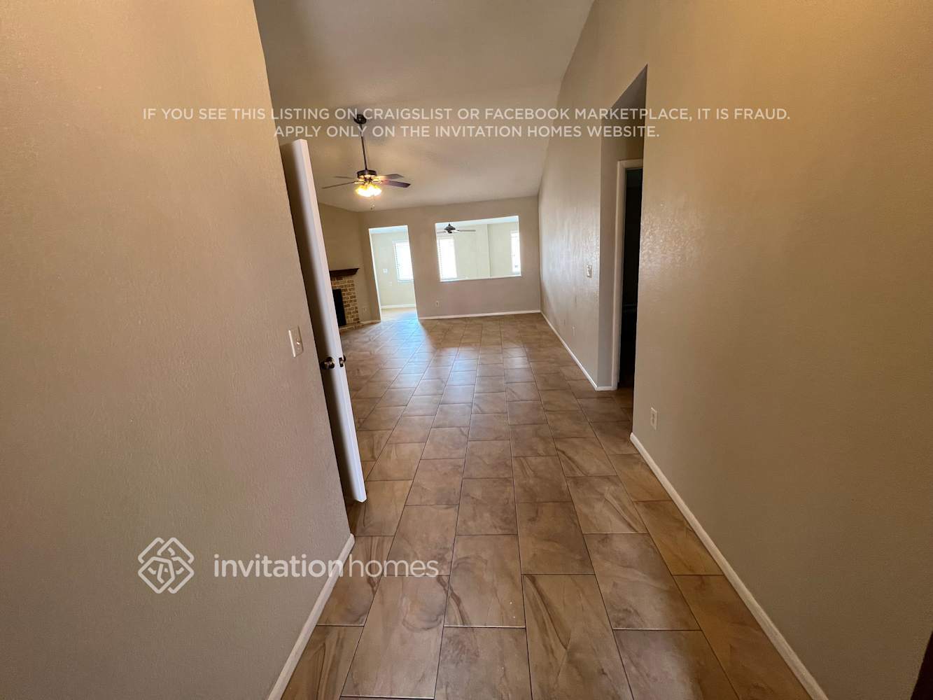 Building Photo - 8833 W Vogel Ave