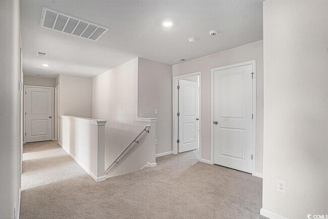 Building Photo - 380 Harvest Rdg Wy