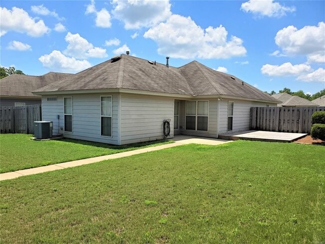 Building Photo - 96 Grand Park Dr
