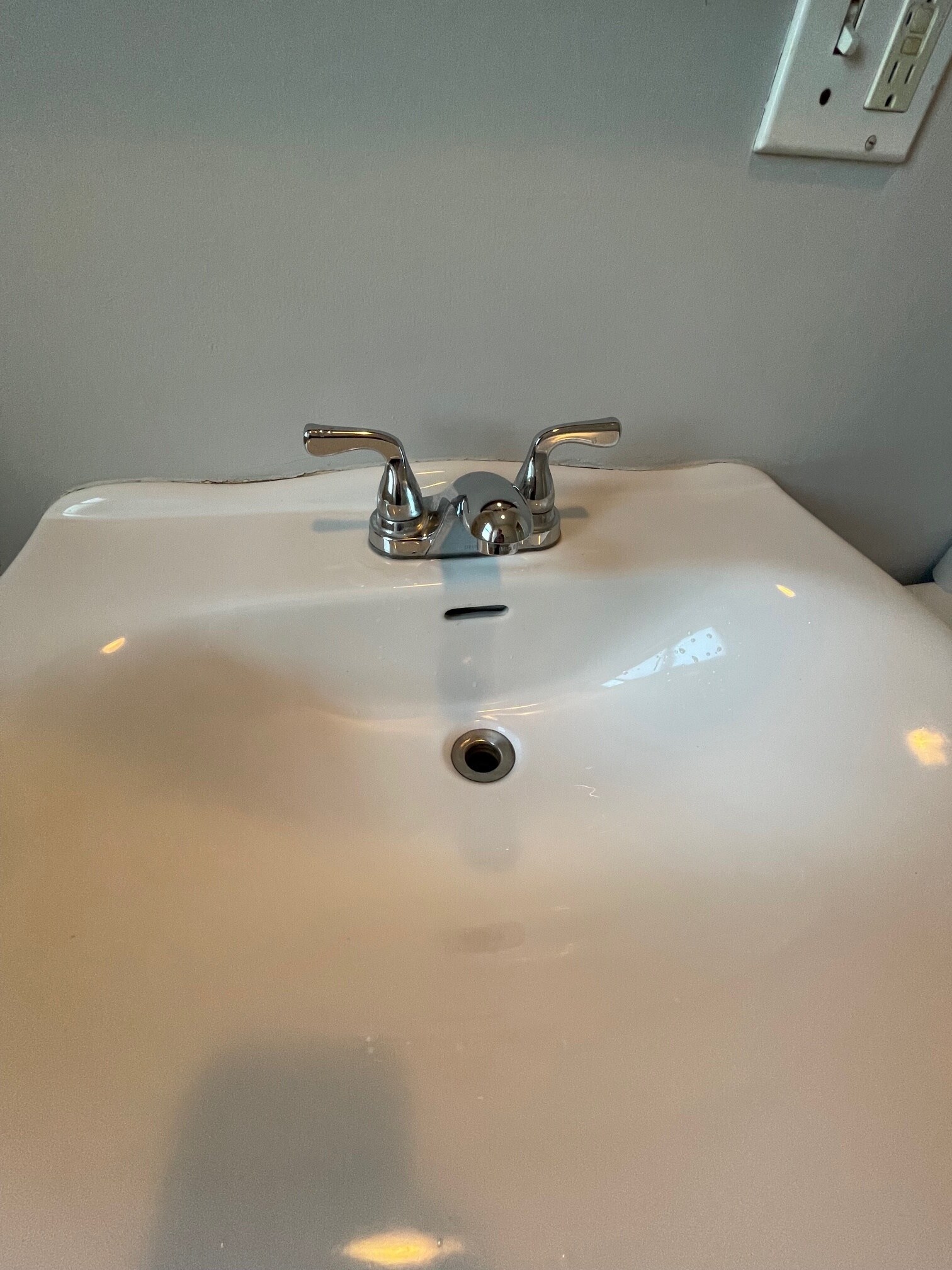 Building Photo - 21 Shepard St