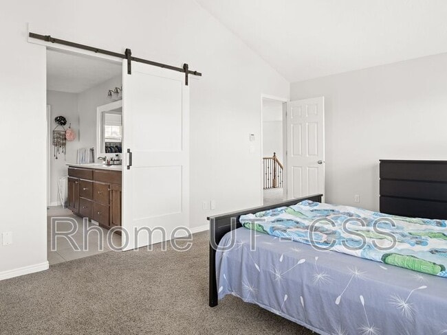Building Photo - 2698 W Shady Hollow Ln