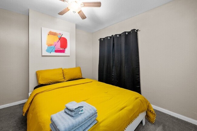 Building Photo - 2504 Ferguson Way