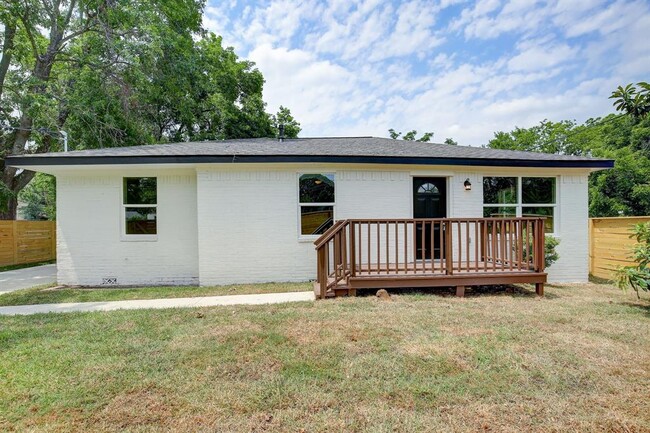 Building Photo - 4513 Cavalcade St