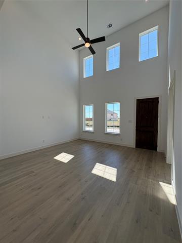 Building Photo - 15604 Amber St