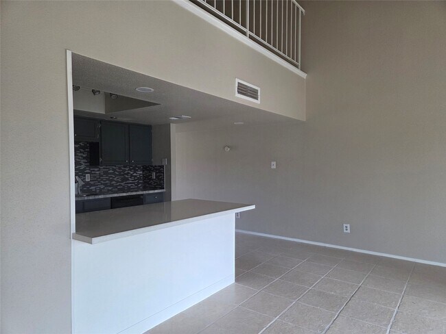 Building Photo - 14777 Wunderlich Dr