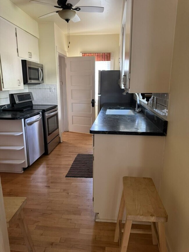 Building Photo - COMING SOON! 3/2 Single Family Home for Rent!