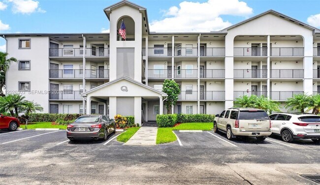 Building Photo - 1400 SW 124th Terrace