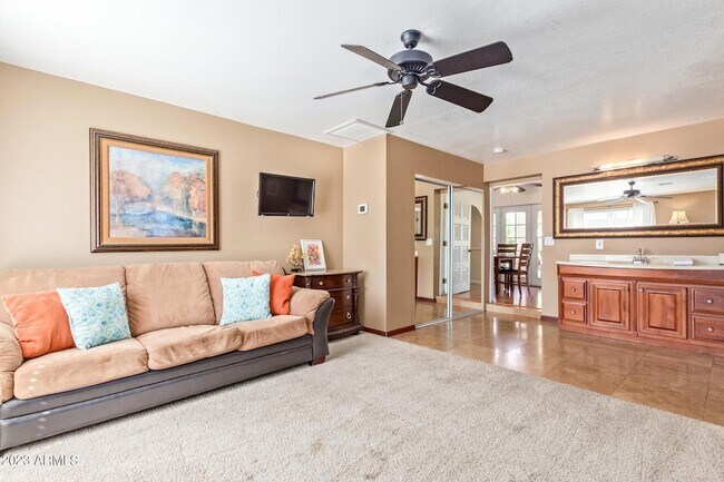 Building Photo - 6440 E Friess Dr