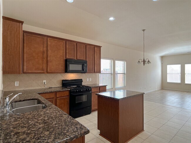 Building Photo - 15214 Bartlett Landing Dr