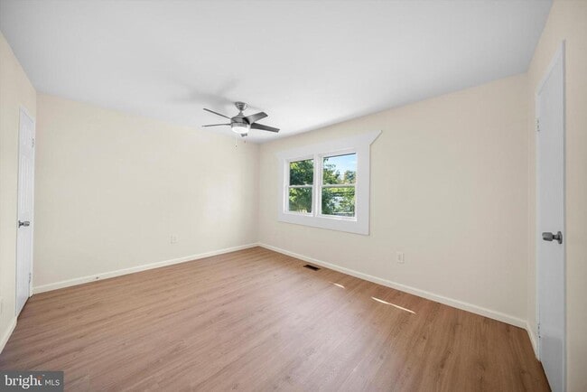 Building Photo - 14797 Tamarack Pl